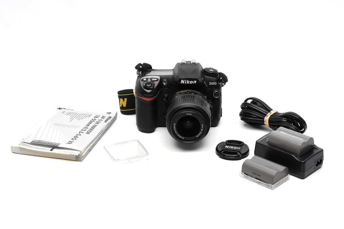 Nikon D200/Nikon DX VR 18-55mm (良品） Amazon.com : Nikon D200 DSLR Camera with 18-200mm f/3.5-5.6G