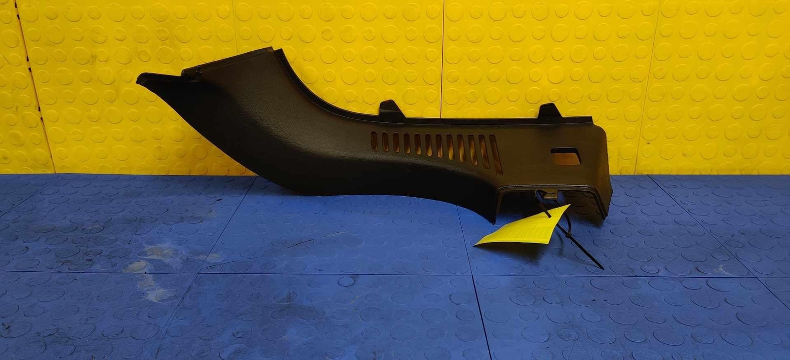 08 BENTLEY Continental GT Coupe Rear Right Trunk Cover Panel OEM 3W8863668