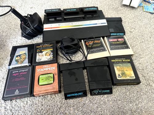 Console Atari 2600 JR NTSC Red Label Avec Jeux - Boîte Très Bon état