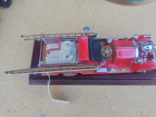 Franklin Mint 1922 Ahrens-Fox R-K Collectable Firetruck Great Condition - Picture 14 of 15
