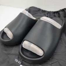 Men  s Size 11 Yeezy Slides YS-01 Black With Dust Bag / NEW / Authentic YZY