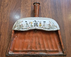 Vintage JV Reed  Metal Dust Pan M. Taber Dutch Amish Folk Design Kitchen Copper