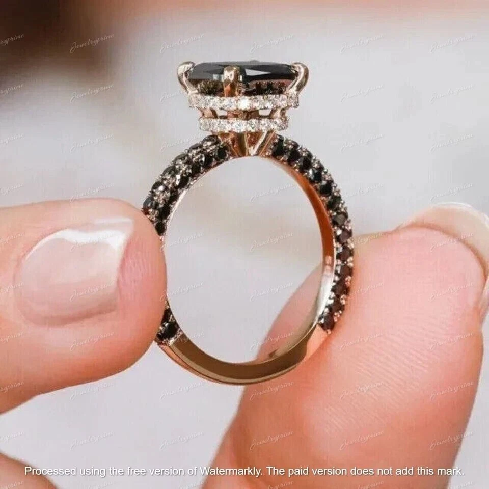 Anillo de compromiso de diamantes creado en laboratorio de corte cojín de 2 quilates enchapado en oro rosa de 14 k en plata Foto 3 de 4