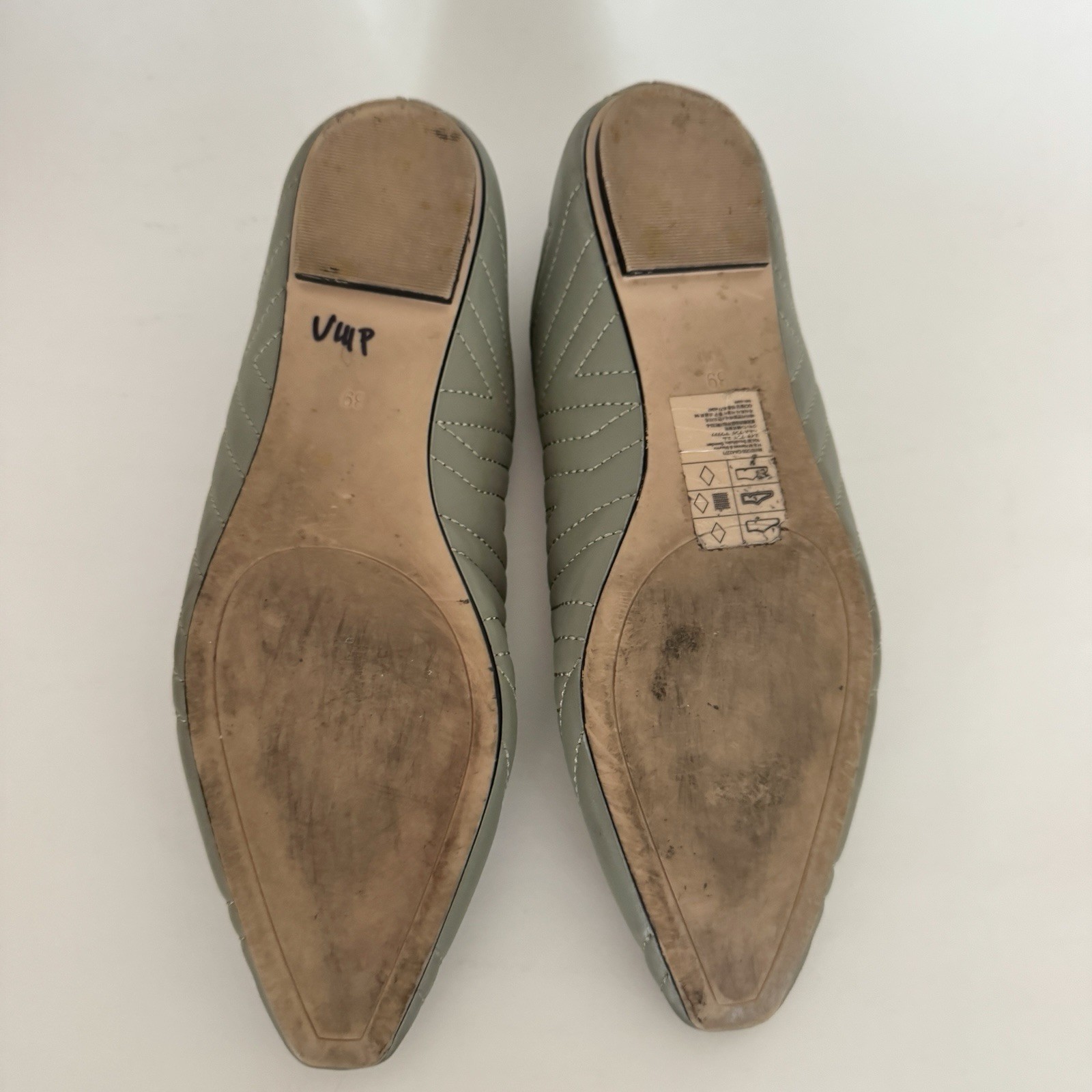 H&M Women’s Gray Quilted Pointy Square Toe Flats Size 39 US 8.5 Grey Silver thumbnail 7