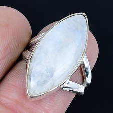 Attractive Rainbow Moonstone Gemstone 925 Sterling Silver Ring Size 6