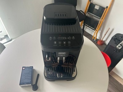 DeLonghi Magnifica Evo ECAM29051B Kaffeevollautomat Schwarz