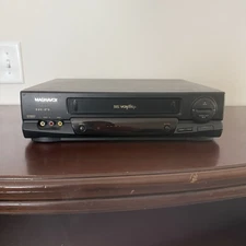 MAGNAVOX VRT562 AT01 VCR Video Cassette Player Recorder No Remote