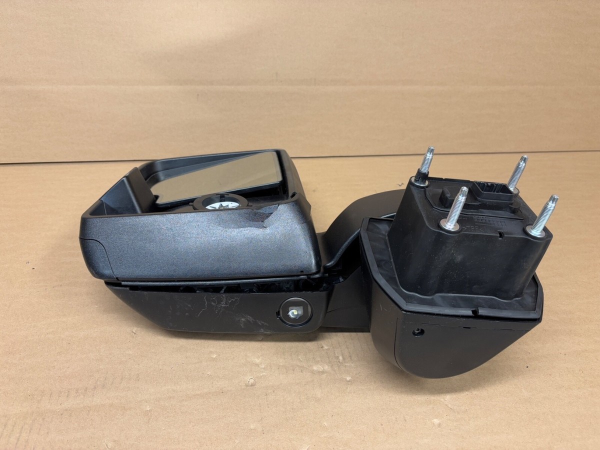 2020-2023 Chevrolet Silverado 2500/3500HD LH Power Mirror