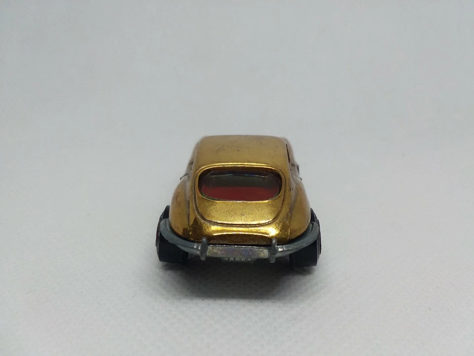 Jaguar personalizado Johnny Lightning XKE 1969 dourado fabricado nos Estados Unidos - Imagem 3 de 4