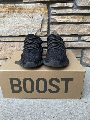 yeezy 350 pirate black box