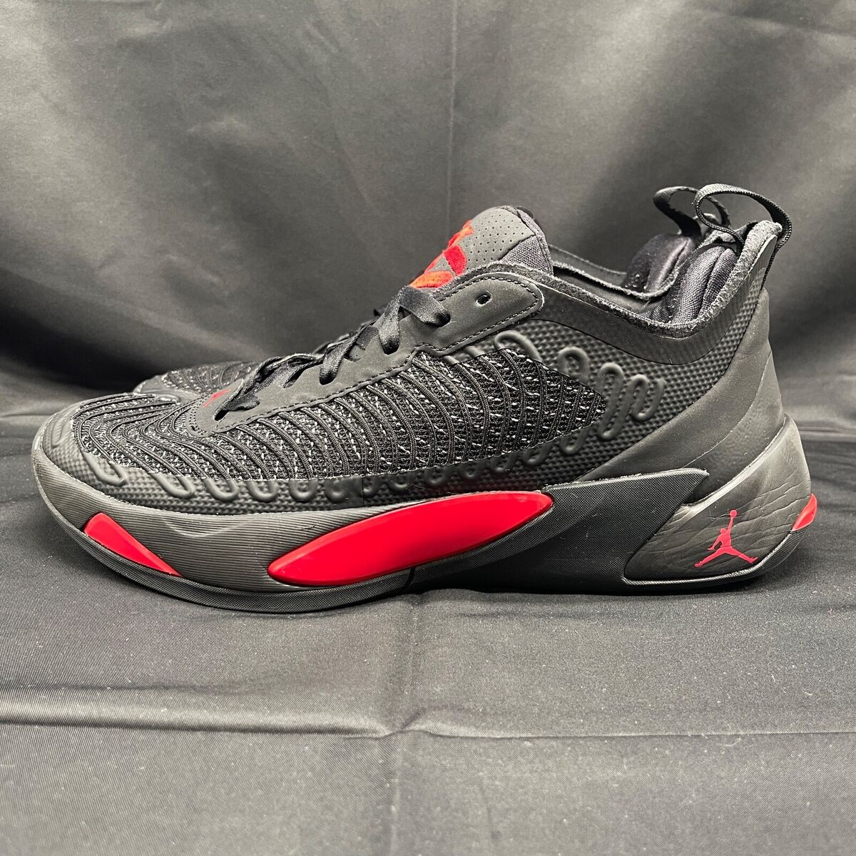 Nike Jordan Luka 1 Bred 2022 Size 9 (Watch The Video) Black Nike Jordan Luka 1 Bred 2022 Size 9 (Watch The Video) Black