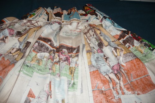 All Sports Team Window Pleated Curtain  Top 17" Bottom 44"  Length 23"  5 pleats - Picture 12 of 13