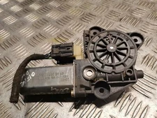Mercedes-Benz C W203 Rear Right Door Window Control Motor 2038203042
