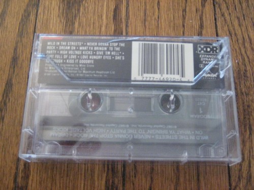Helix Wild in the Streets US Cassette Tape Metal Rock - Picture 3 of 3