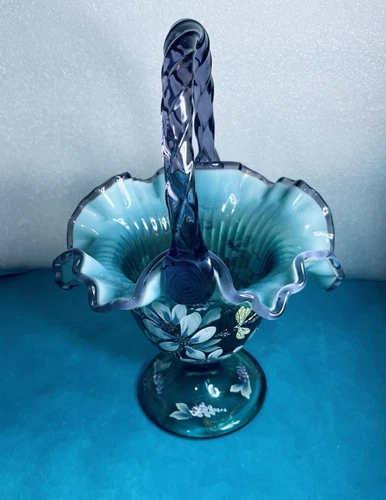 FENTON ROYAL PURPLE HISTORIC new century COLLECTION XXI VASE BASKET DRAGONFLY