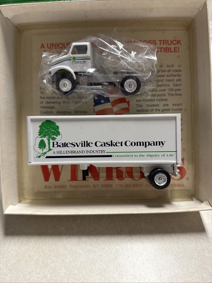 Remolque semirremolque Winross - Batesville Casket Company - diecast 1:64 Foto 4 de 4