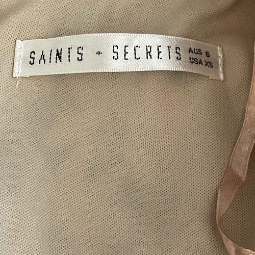 Abito Saints + Secrets in pizzo beige e bianco XS - Foto 15 di 15
