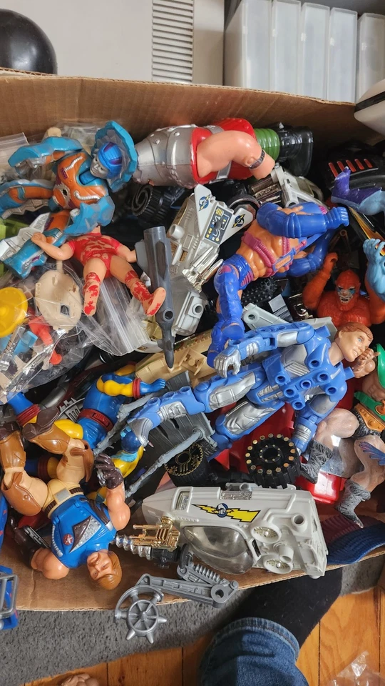 Juguete de colección años 80/90 CAJA MISTERIOSA + He-Man TMNT GI Joe + NES/7 juegos ¡y mucho más! Foto 4 de 4