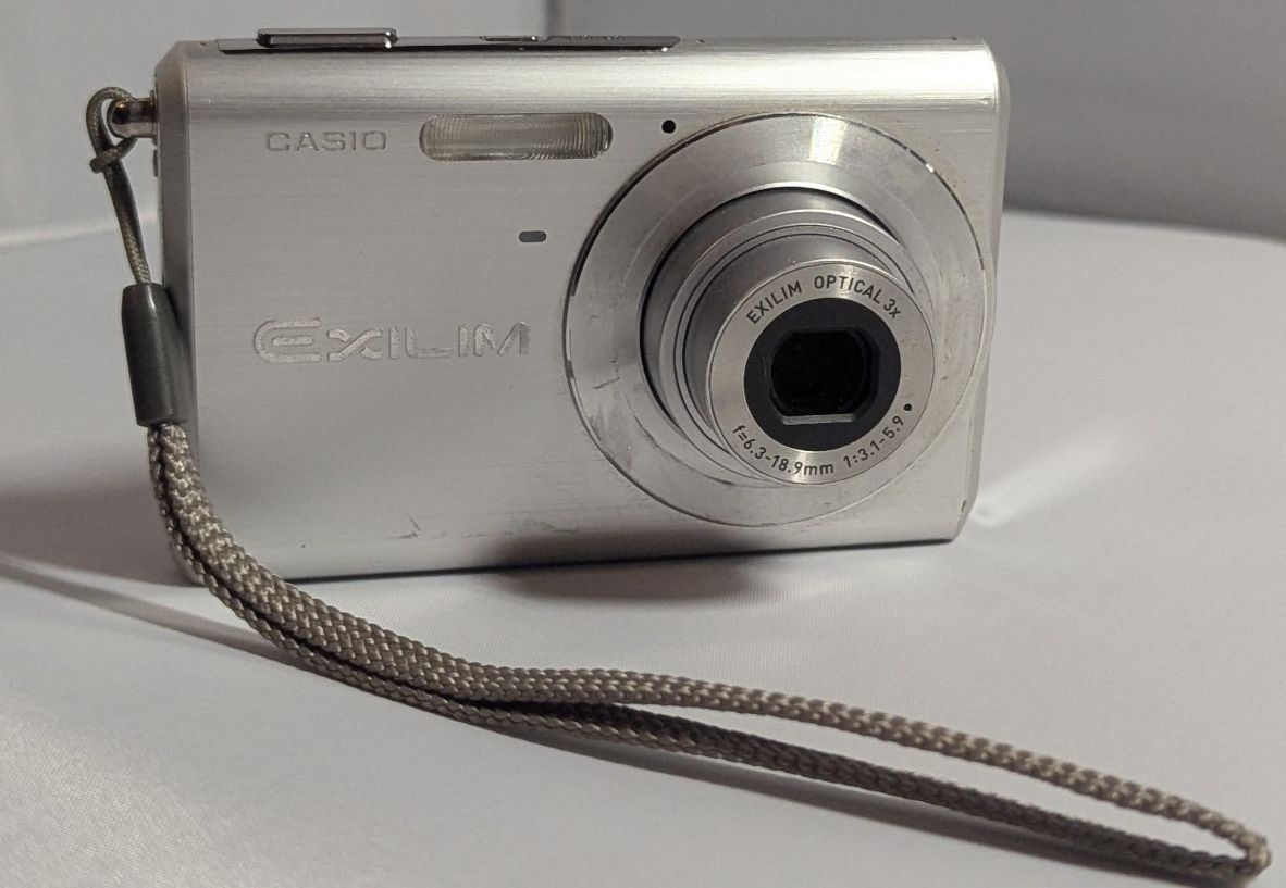 Casio EXILIM ZOOM EX-Z60 6.0MP Digital Camera - Silver for sale