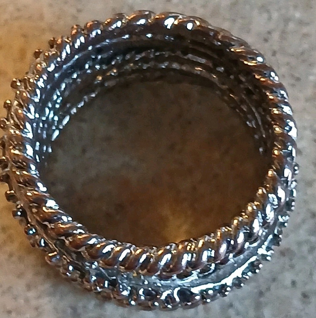 Pave Textured Statement Ring  Size 7 Silver And C… - image 3
