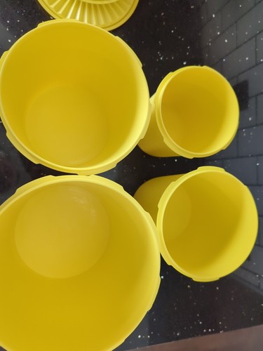 VINTAGE TUPPERWARE VERSCHACHTELT GELB ERNTE GOLD VORRATSBEHÄLTER MIT LÖFFEL - Bild 5 von 8