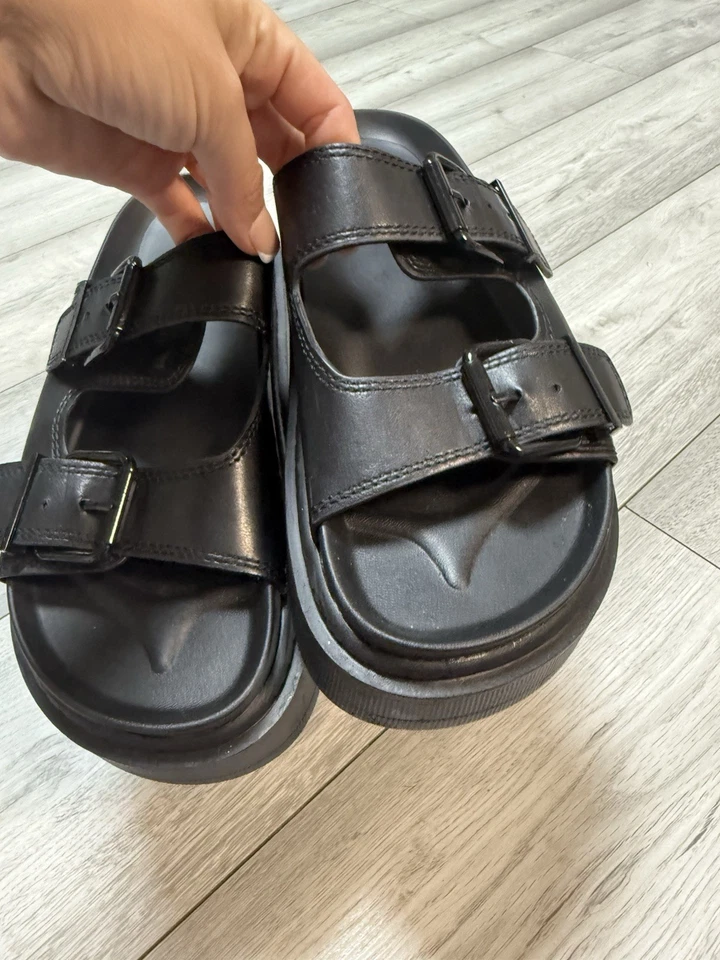 Call it spring womens mules size 7 platform slippers black - Image 3 of 4