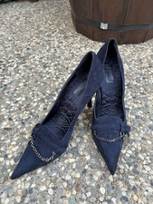 GUCCI Heels Suede Pumps Dark Navy Blue Silver Chain Bow Gucci Charm Sz 7/37EU