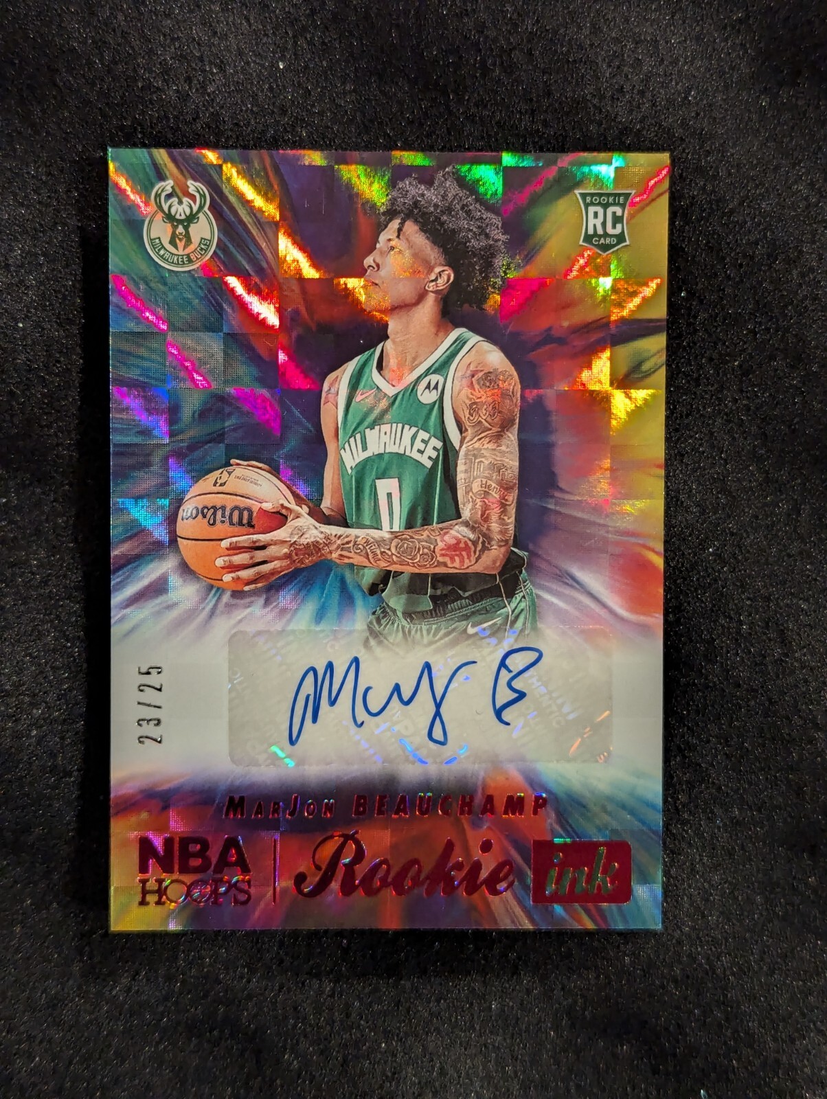 2022-23 Panini NBA Hoops Rookie Ink Auto MarJon Beauchamp Red /25 Bucks