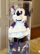 Disney Minnie Mouse Main Attraction Space Mountain Plush with Pin Set