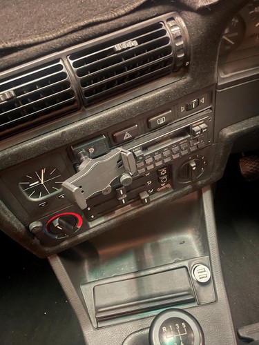 BMW E30 Phone Mount - Picture 2 of 4