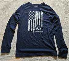 Realtree Men's Long Sleeve Shirt - Staghorn Creek Flag Design - Size XXL - NWT