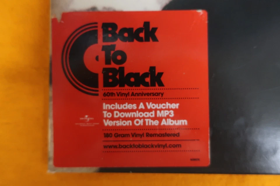 THE CURE Standing on a beach (The singles) FICTION LP, Reissue 0042282923912 - Image 4 of 4