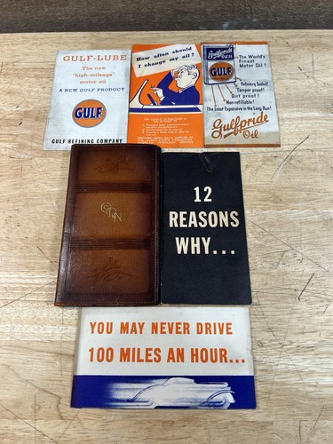 Vintage Estate Fresh Lot Of Gulf Gas/Oil/Lube Paper Advertising With Wallet