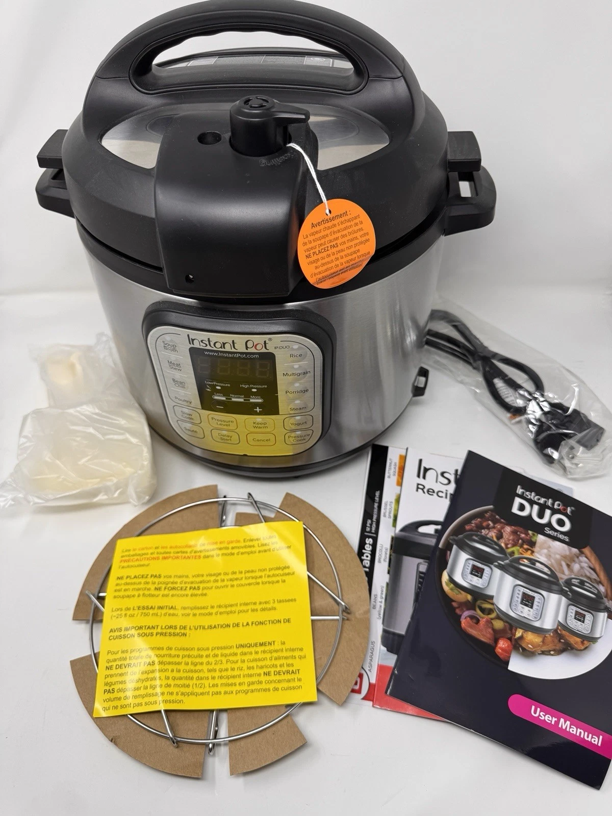 Insta Pot Duo Series New Never Used No Box.
