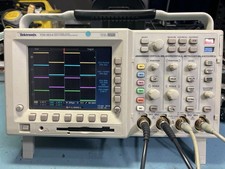Tektronix digital oscilloscope TDS3014  4 Channel 100MHz 1.25GS/s Color Tested