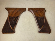 HK P7 M8 ONLY Fine English Walnut Checkered/Textured Pistol Grips NO LOGO NEW L