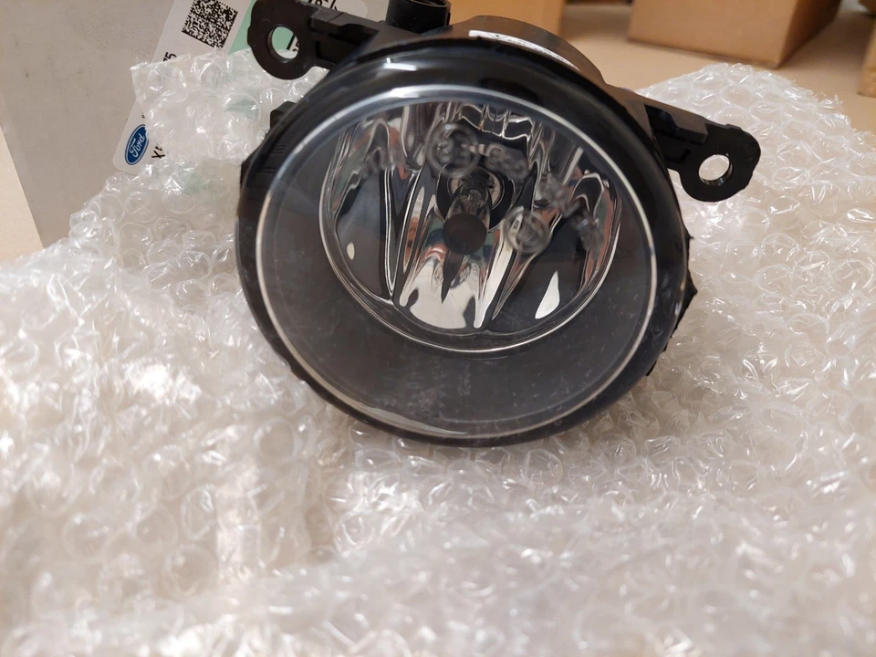 Ford Transit Custom Mk8 Front Fog Light Lamp 2015-2019 4550597 Genuine NEW - Image 2 of 4