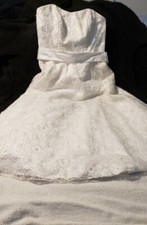 David's Bridal 10042334 size 6 White Strapless lace tea length Wedding Dress