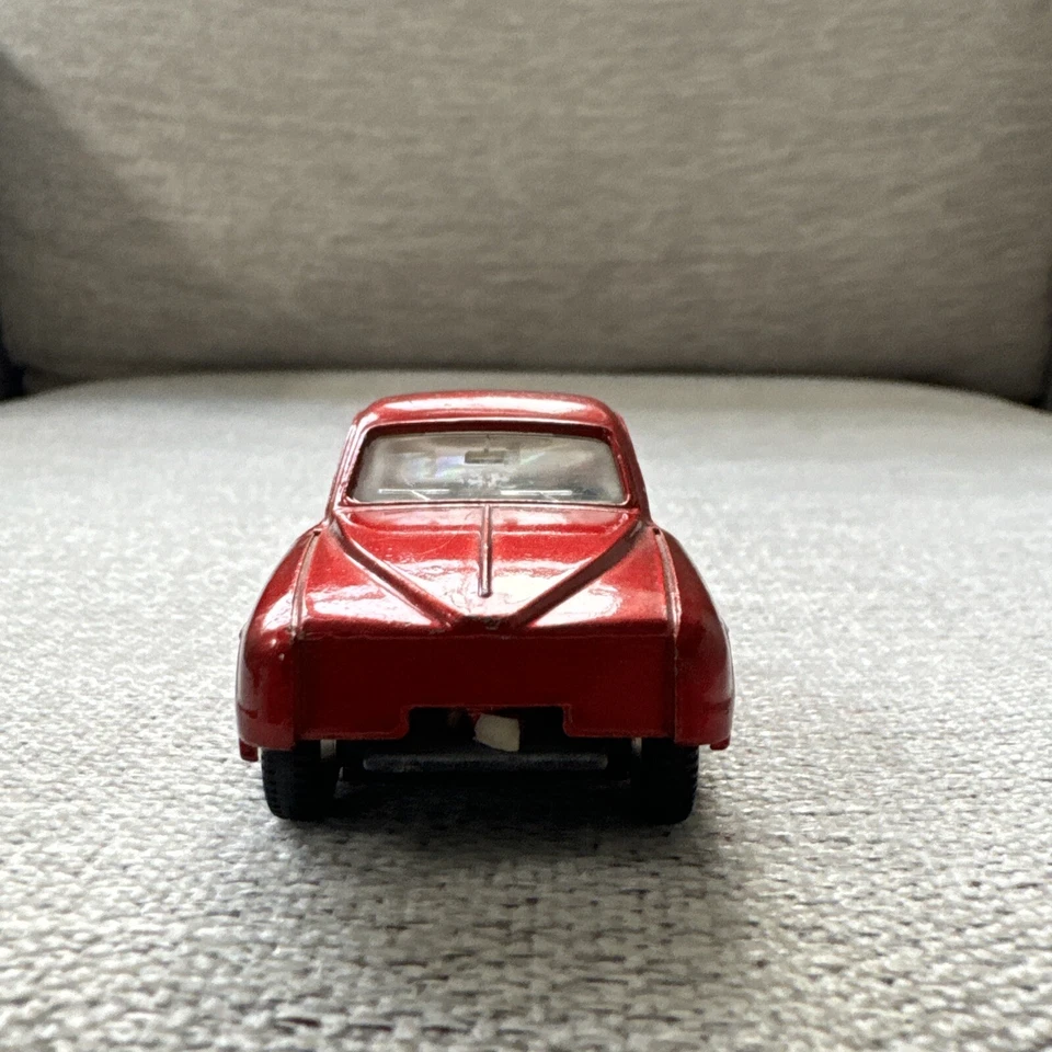 Dinky Toys 156 Saab 96 - Original Red Color with White interior & Opening Doors - Image 3 of 4