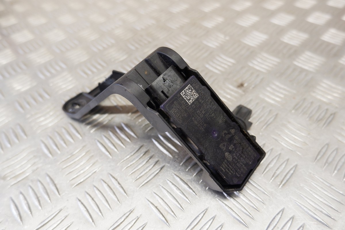 VW ID.3 2020 Rear Left Keyless Entry Antenna With Holder