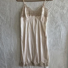 Vintage Wonder Maid Women Size 36 Full Body Slip Blush Non Cling Nylon Retro