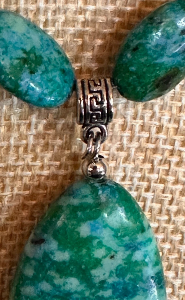 Collar Stauer Tierra y Mar Crisocola Cuentas Verde y Aqua Color Colgante Grande Foto 4 de 4