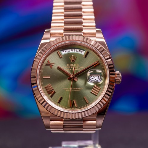 Rolex Day-Date 40 Rose Gold Olive Dial Full Set 2025 228235