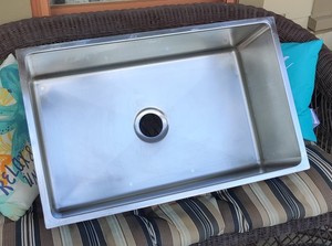 Franke Stainless Steel Undermount Sink - Kitchen - 30 inch, 16-Gauge - Used