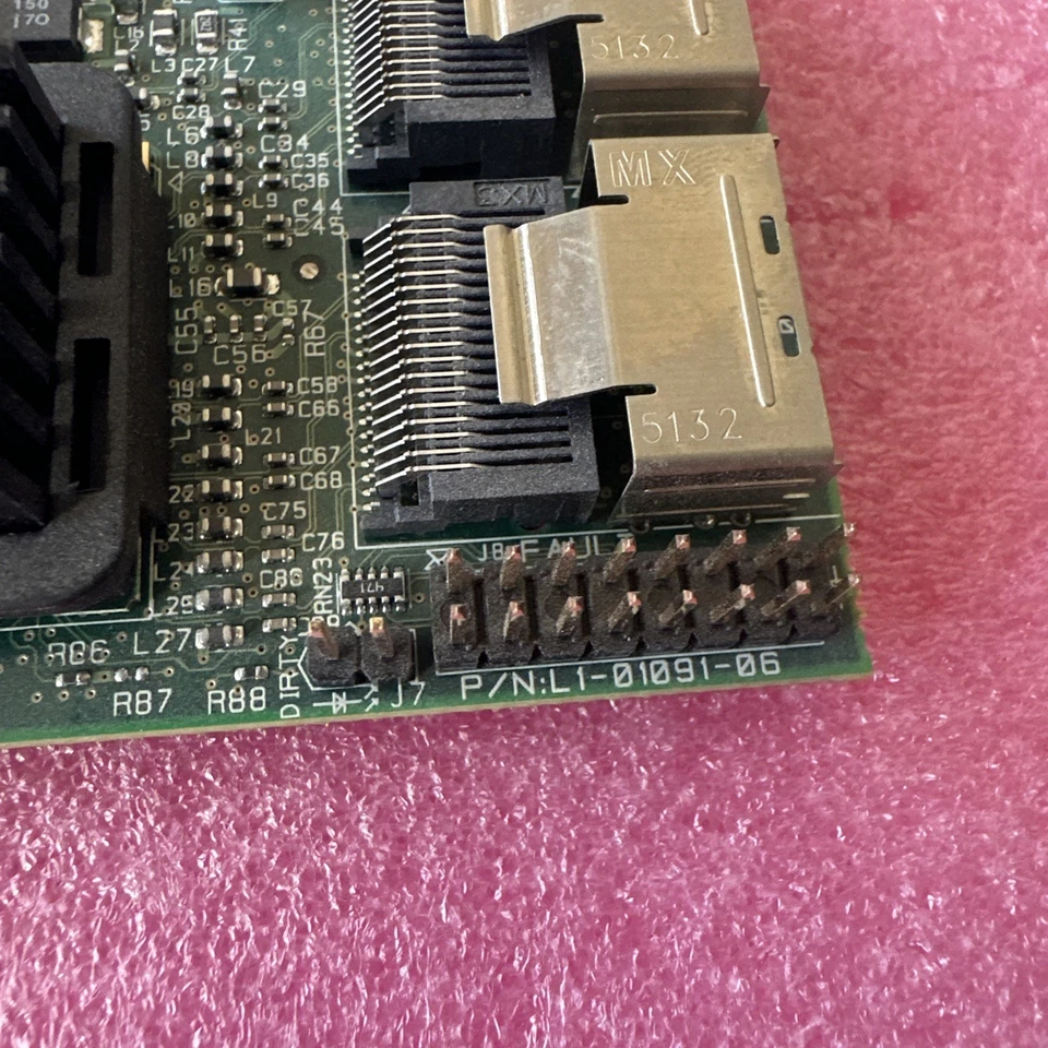 LSI Logic MegaRAID SAS 8308ELP RAID Controller Card - Image 2 of 3