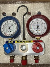 Yellow Jacket Manifold Gauge Brute  2 Valve & yellow jacket hoses
