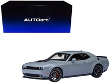 Autoart 71774 1/18 2022 Dodge Challenger R/T Scat Pack Widebody Smoke