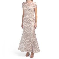 NWT Xscape Size 4 3D Flower Gown Dress Short Sleeve Illusion Neckline