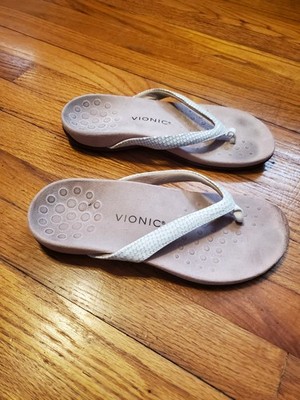Vionic Women's Sandal Dillon White Embossed Croc Print Leather Bella Size 10