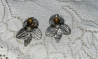 VINTAGE SIGNED EH EIVIND HILLSTAD SILVER TONE FLOWER LEAF CLIP EARRINGS — photo 2